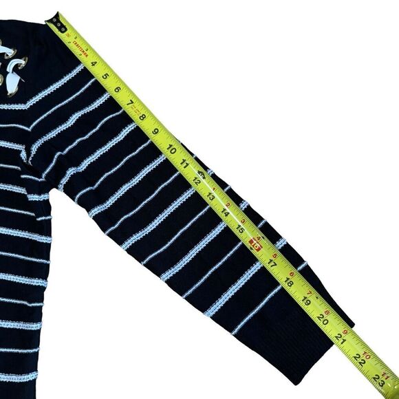 Ming Wang Women's Sweater Black White Stripes Lace Detail Petite Small - Picture 9 of 9